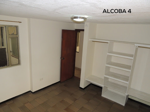 Casa en venta en Las Americas, Bogotá · foto 5 de 24