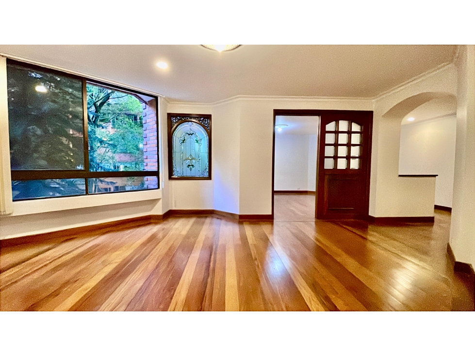 Apartamento en arriendo en La Tomatera, Medellín · foto 2 de 17