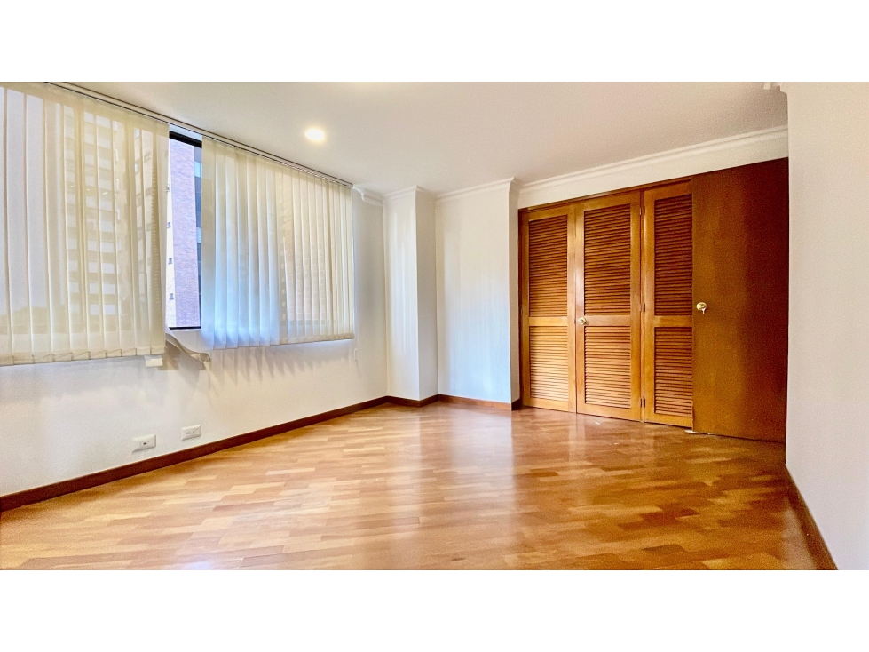 Apartamento en arriendo en La Tomatera, Medellín · foto 5 de 17