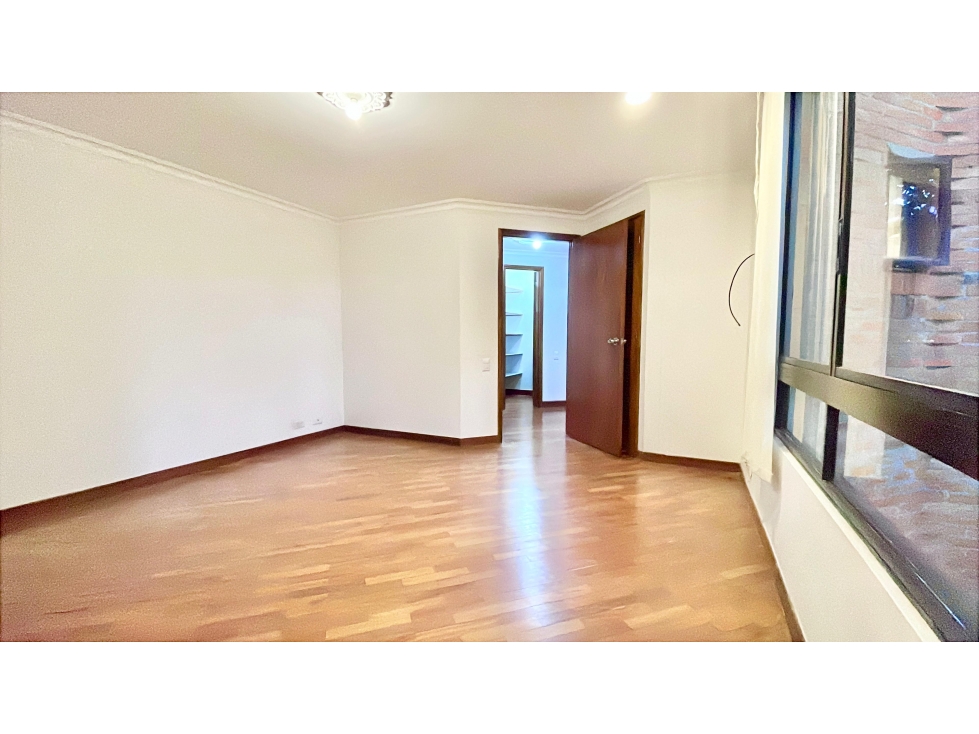 Apartamento en arriendo en La Tomatera, Medellín · foto 6 de 17