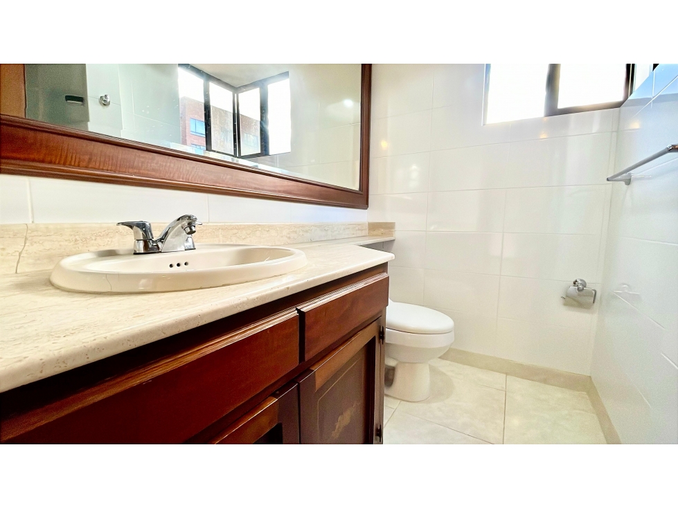 Apartamento en arriendo en La Tomatera, Medellín · foto 16 de 17