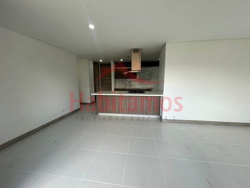 2BR Apartment in Castropol (90 m²) - 2