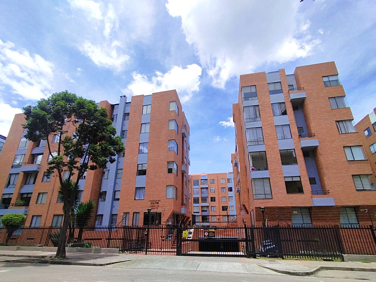 Apartamento en Arriendo en Ciudad salitre, Bogotá