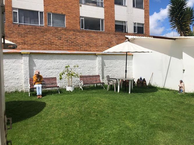 Casa de 5 alcobas en venta en Las Villas, Bogotá, 380 m² · foto 5 de 24