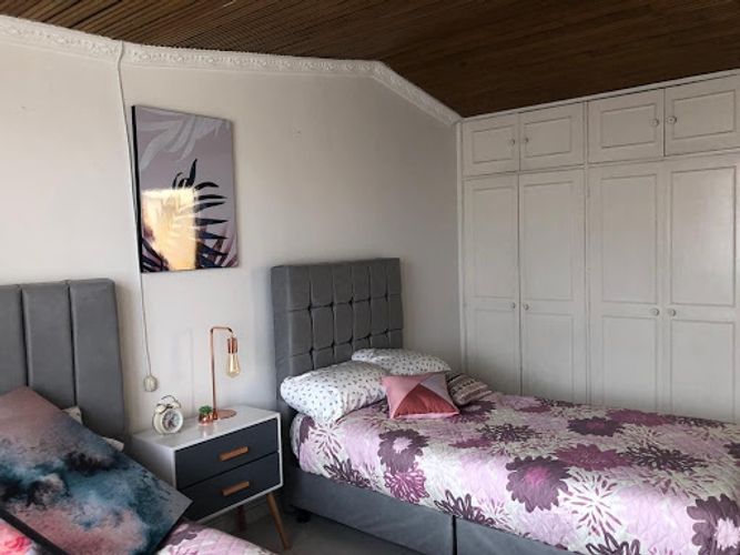 Casa de 5 alcobas en venta en Las Villas, Bogotá, 380 m² · foto 12 de 24