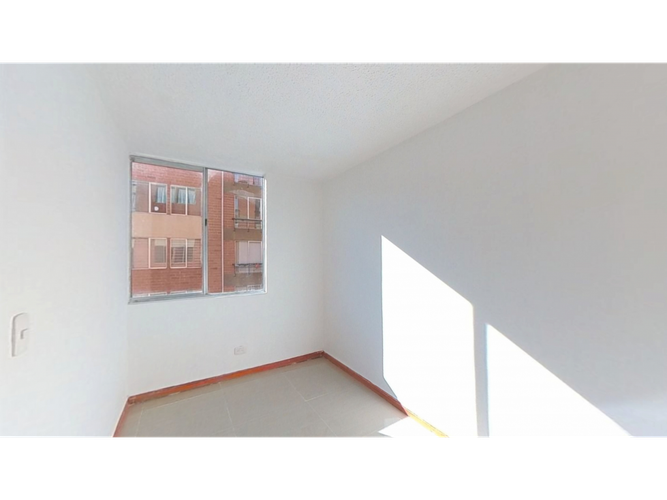 Apartamento de 3 alcobas en venta en San Pedro, Madrid, 51 m² · foto 2 de 10