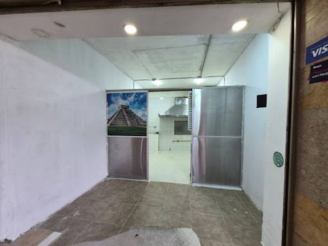 Local en arriendo en La Candelaria, Medellín, 24 m² · foto 3 de 10
