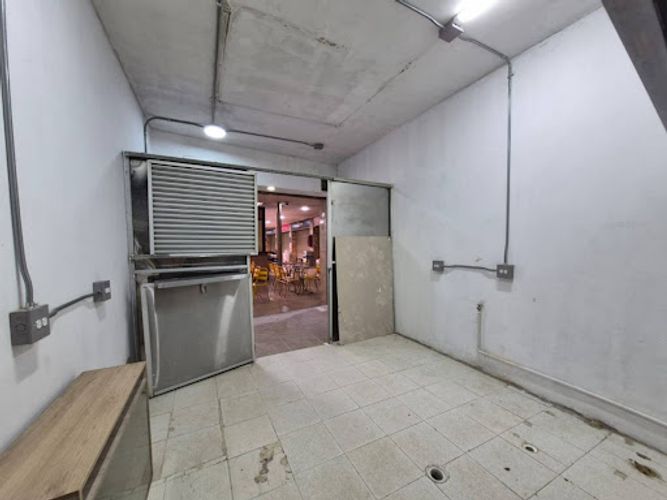 Local en arriendo en La Candelaria, Medellín, 24 m² · foto 5 de 10