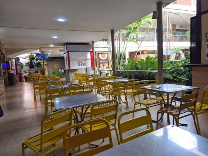 Local en arriendo en La Candelaria, Medellín, 24 m² · foto 9 de 10