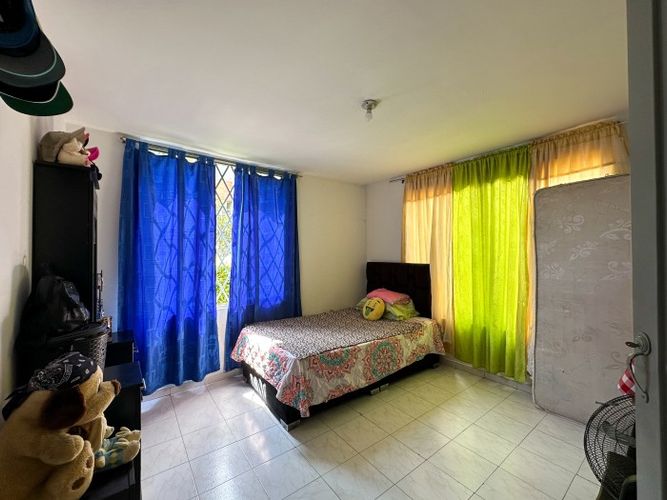 Apartamento de 6 alcobas en venta en Calimio Norte, Cali, 178 m² · foto 11 de 22