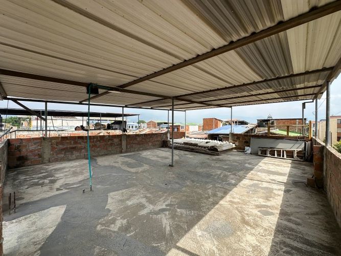 Apartamento de 6 alcobas en venta en Calimio Norte, Cali, 178 m² · foto 20 de 22