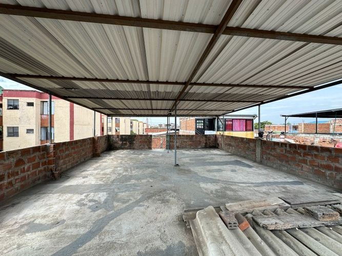 Apartamento de 6 alcobas en venta en Calimio Norte, Cali, 178 m² · foto 21 de 22