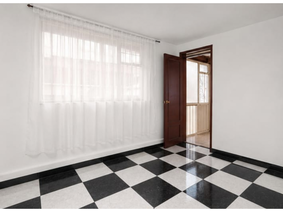 Casa en venta en Fontibon, Bogotá · foto 10 de 20