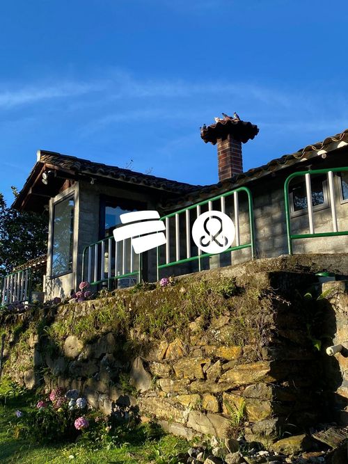 Casa de 5 alcobas en venta en Santa Elena, Medellín · foto 11 de 15