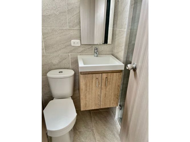 Apartamento de 3 alcobas en venta en San Gerardo, La Ceja, 63 m² · foto 5 de 21