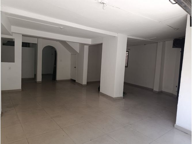 Local en arriendo en Manrique Central, Medellín, 80 m² · foto 5 de 12