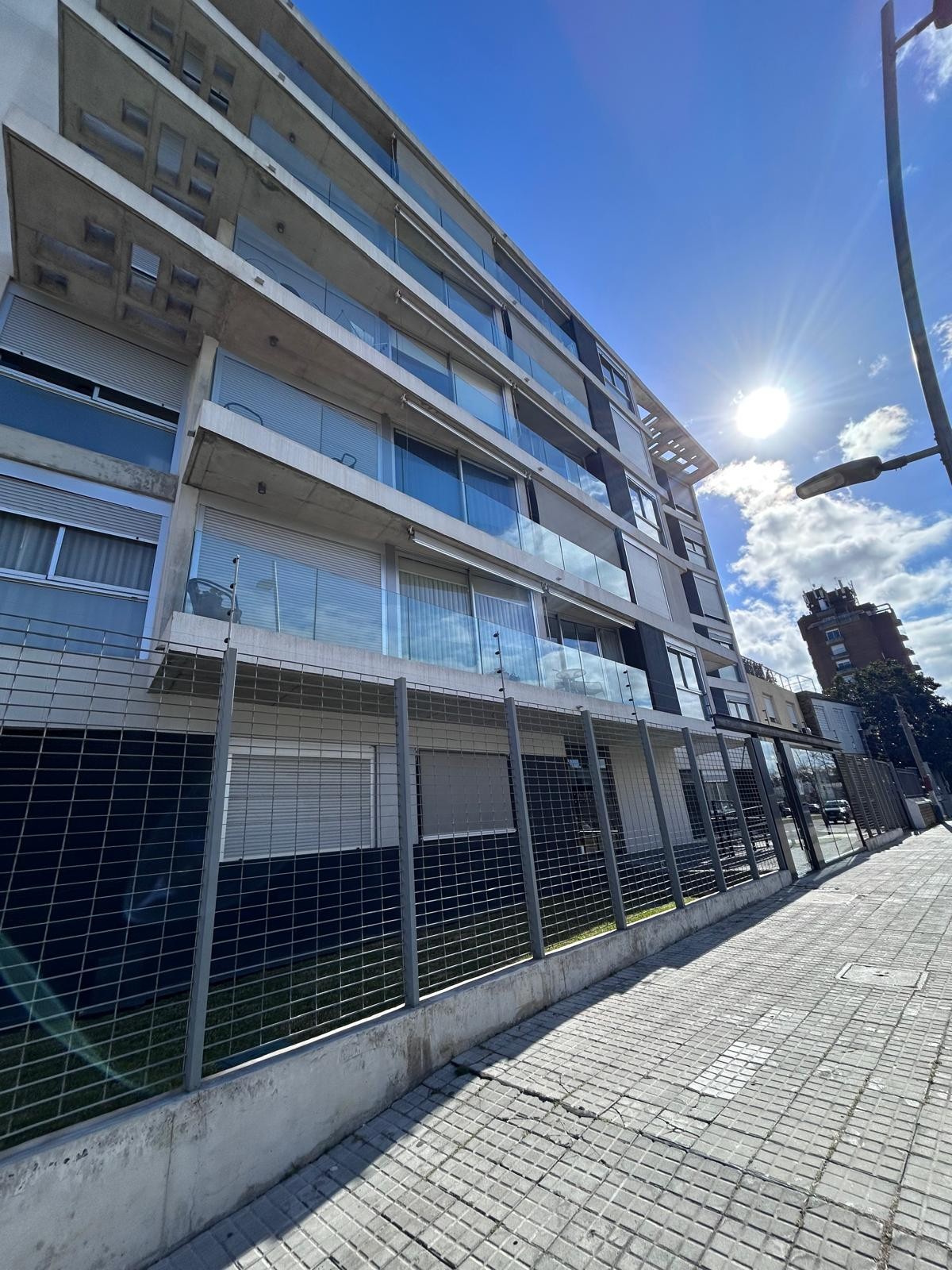 ALQUILER APARTAMENTO LA BLANQUEADA 1 DORMITORIO Y TERRAZA
