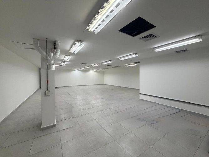 Local en arriendo en Carlos E Restrepo, Medellín, 345 m² · foto 7 de 16