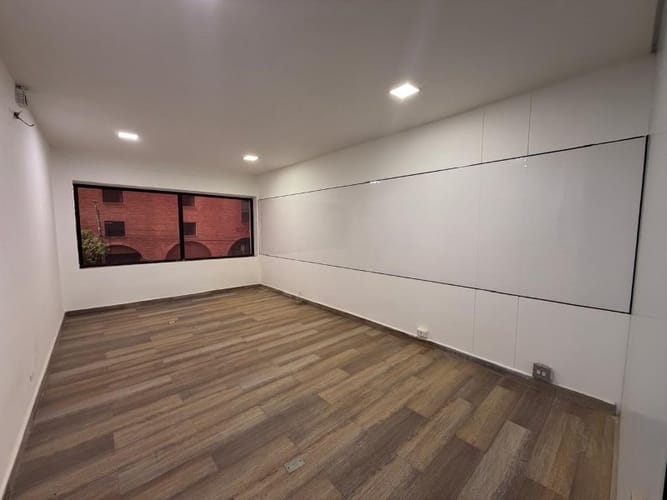 Local en arriendo en Carlos E Restrepo, Medellín, 345 m² · foto 9 de 16