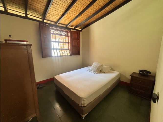 Casa de 5 alcobas en venta en Rodeo Alto, Medellín, 144 m² · foto 9 de 16