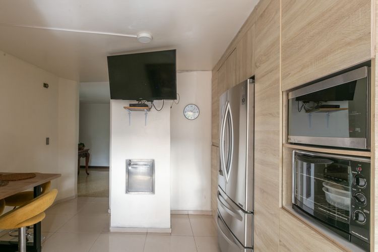 Apartamento de 3 alcobas en venta en San Joaquín, Medellín, 165 m² · foto 11 de 24