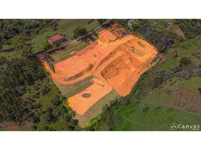 Lote en venta en Cristo Rey, El Carmen de Viboral, 2333 m² · foto 2 de 3