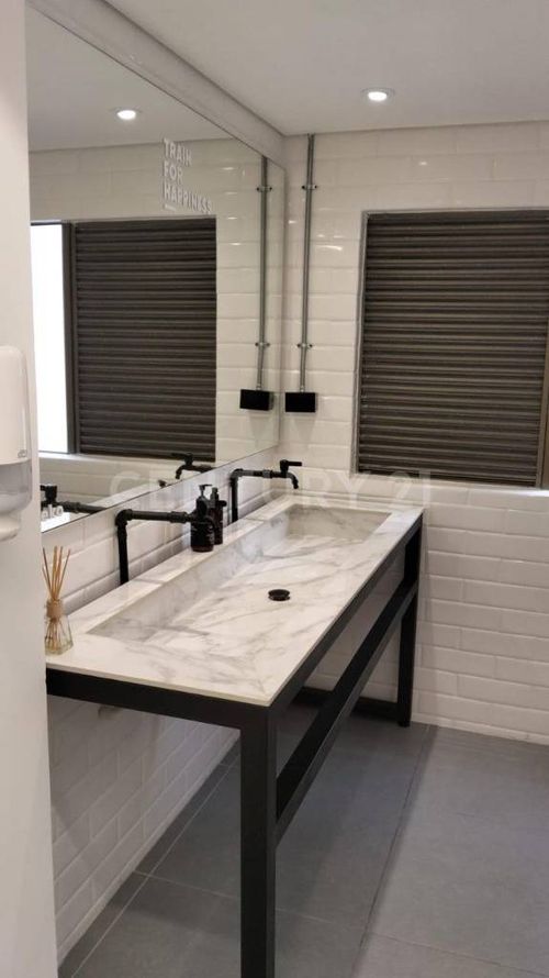 Local en arriendo en Las Lomas, Medellín, 160 m² · foto 13 de 17