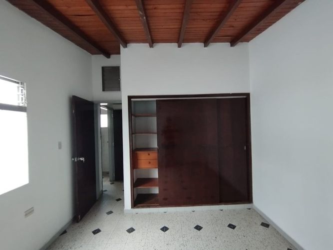 Oficina en arriendo en Lorena, Medellín, 300 m² · foto 5 de 17