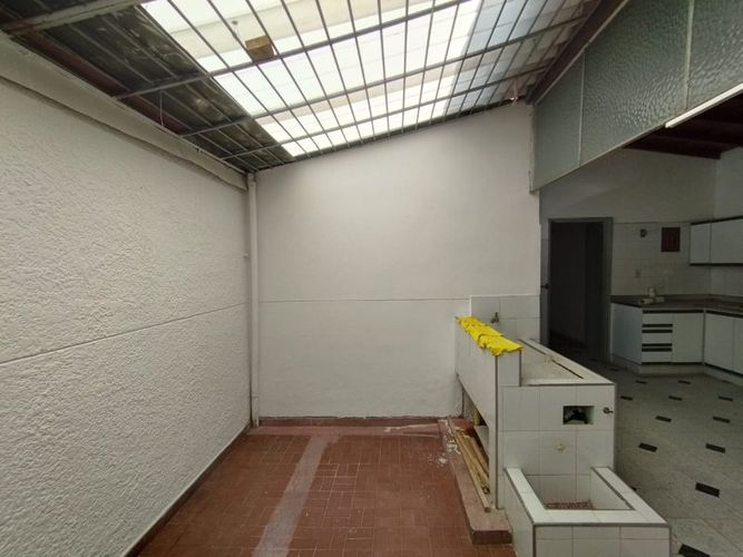 Oficina en arriendo en Lorena, Medellín, 300 m² · foto 9 de 17