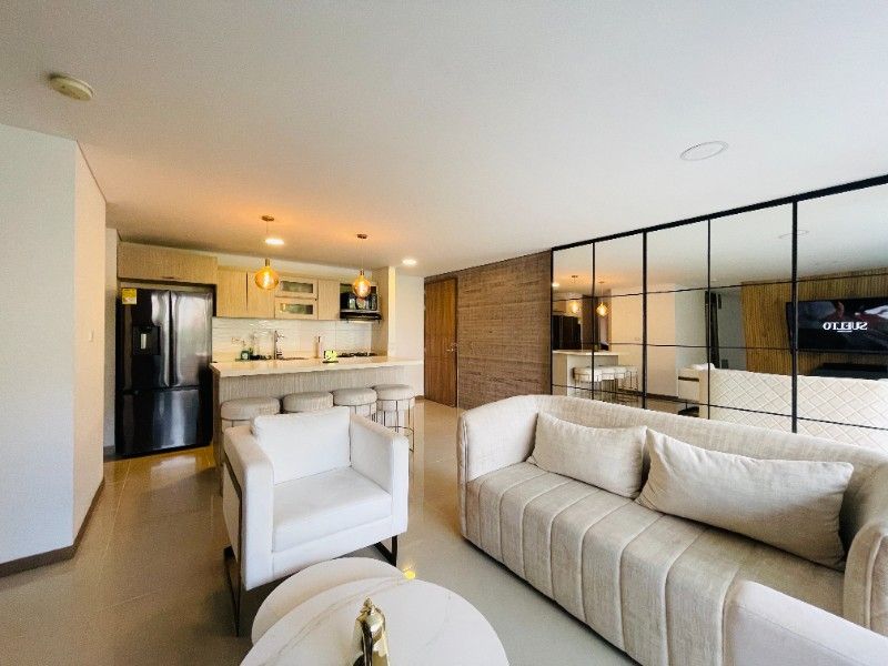 Apartamento en venta en Los Naranjos, Envigado · foto 3 de 19