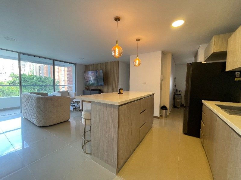 Apartamento en venta en Los Naranjos, Envigado · foto 4 de 19