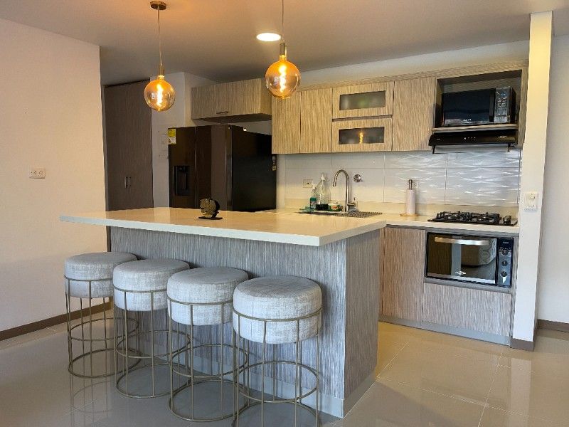 Apartamento en venta en Los Naranjos, Envigado · foto 5 de 19