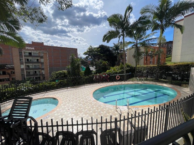 Apartamento en venta en Los Naranjos, Envigado · foto 17 de 19