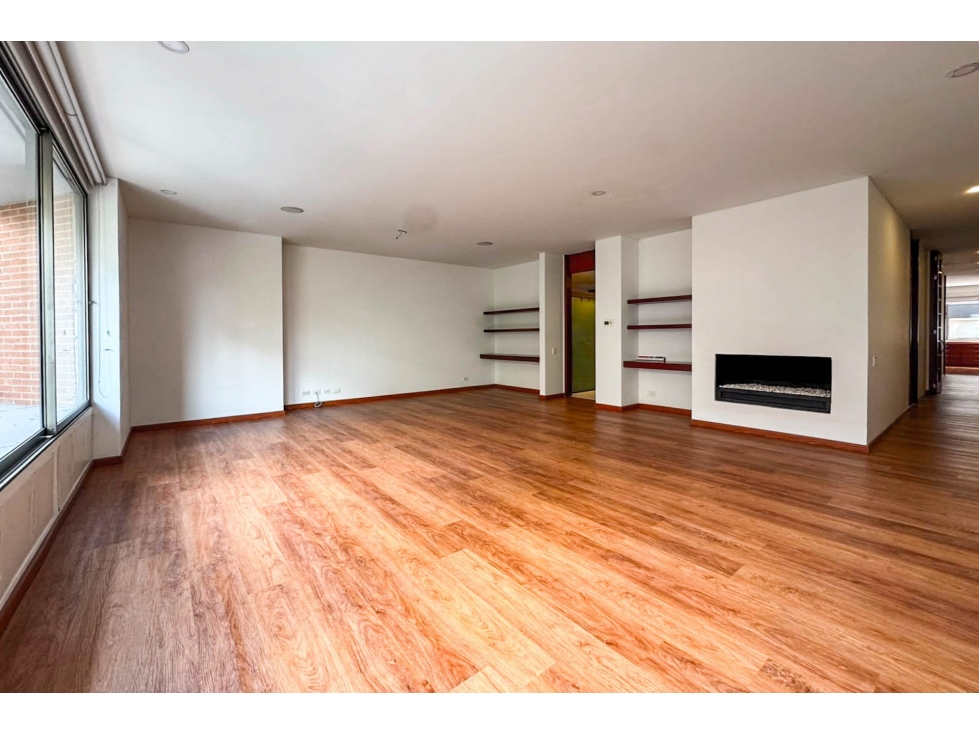 Apartamento en Arriendo en Chicó Reservado, Bogotá