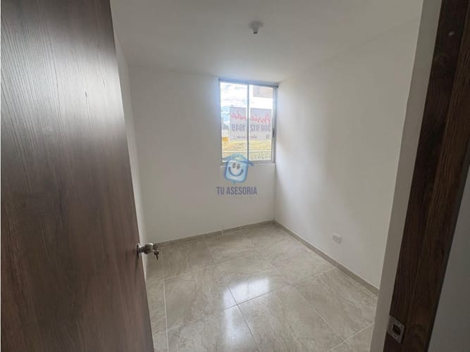 Apartamento de 3 alcobas en venta en Ub. Bombay Et. Iii, Dosquebradas, 56 m² · foto 4 de 24