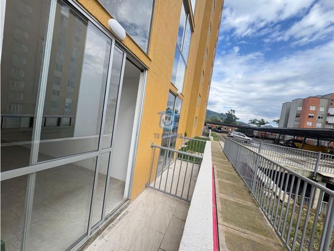 Apartamento de 3 alcobas en venta en Ub. Bombay Et. Iii, Dosquebradas, 56 m² · foto 7 de 24