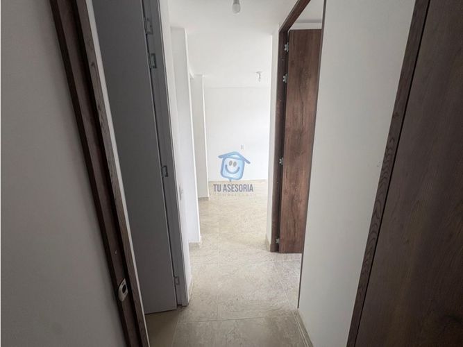 Apartamento de 3 alcobas en venta en Ub. Bombay Et. Iii, Dosquebradas, 56 m² · foto 9 de 24