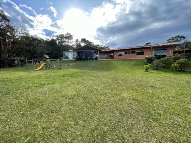 Casa de 4 alcobas en venta en Carrizales, El Retiro, 515 m² · foto 19 de 20