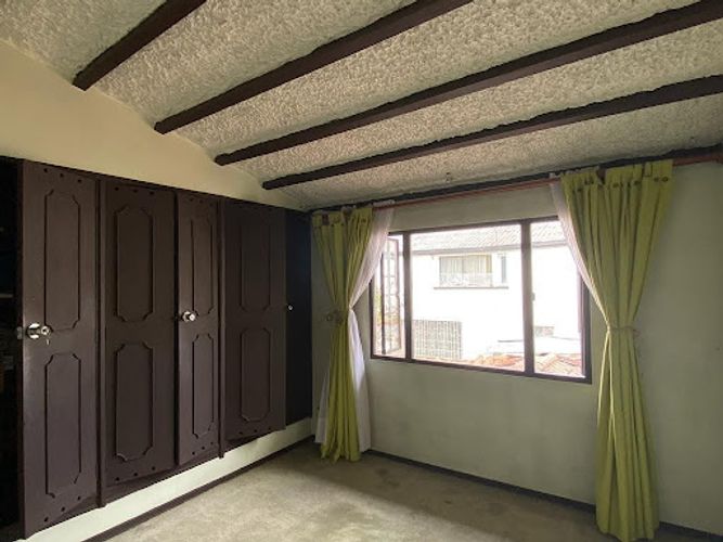 Casa de 4 alcobas en venta en Pontevedra, Bogotá, 220 m² · foto 10 de 12