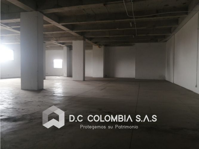 Local en venta en Toscana, Ibagué, 621 m² · foto 9 de 24
