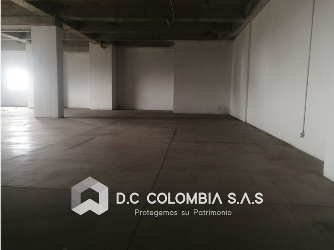 Local en venta en Toscana, Ibagué, 621 m² · foto 12 de 24