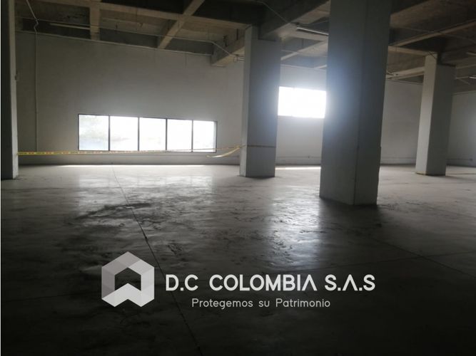 Local en venta en Toscana, Ibagué, 621 m² · foto 14 de 24