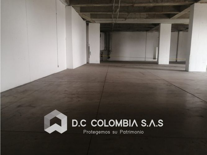 Local en venta en Toscana, Ibagué, 621 m² · foto 17 de 24