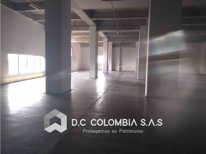 Local en venta en Toscana, Ibagué, 621 m² · foto 19 de 24