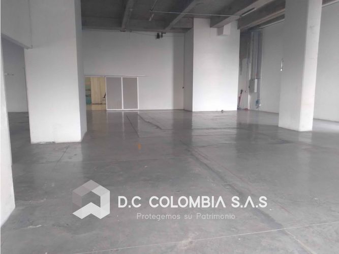 Local en venta en Toscana, Ibagué, 621 m² · foto 23 de 24