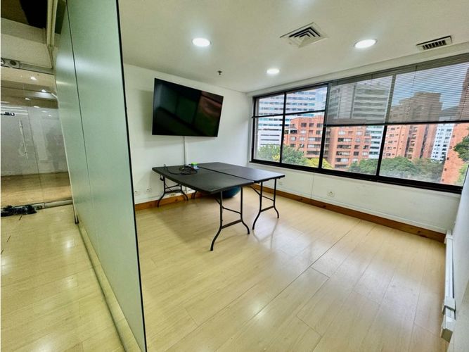Oficina en venta en Milla De Oro, Medellín, 130 m² · foto 4 de 16