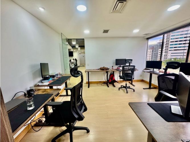 Oficina en venta en Milla De Oro, Medellín, 130 m² · foto 8 de 16
