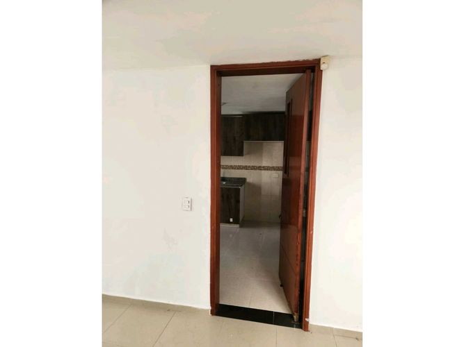 Casa de 3 alcobas en venta en Mirolindo, Ibagué, 208 m² · foto 11 de 24