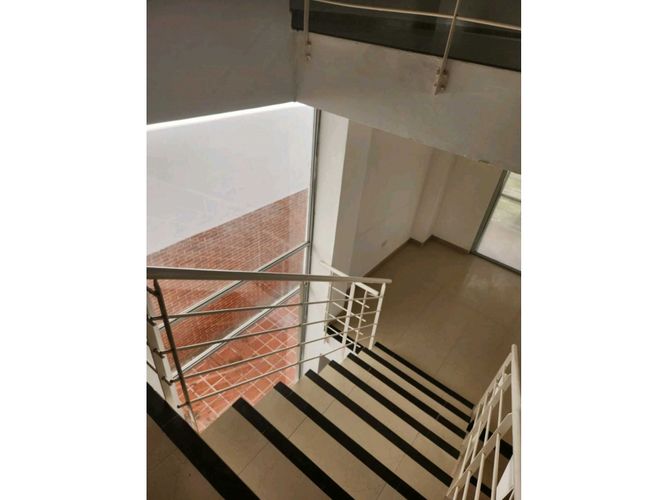 Casa de 3 alcobas en venta en Mirolindo, Ibagué, 208 m² · foto 22 de 24