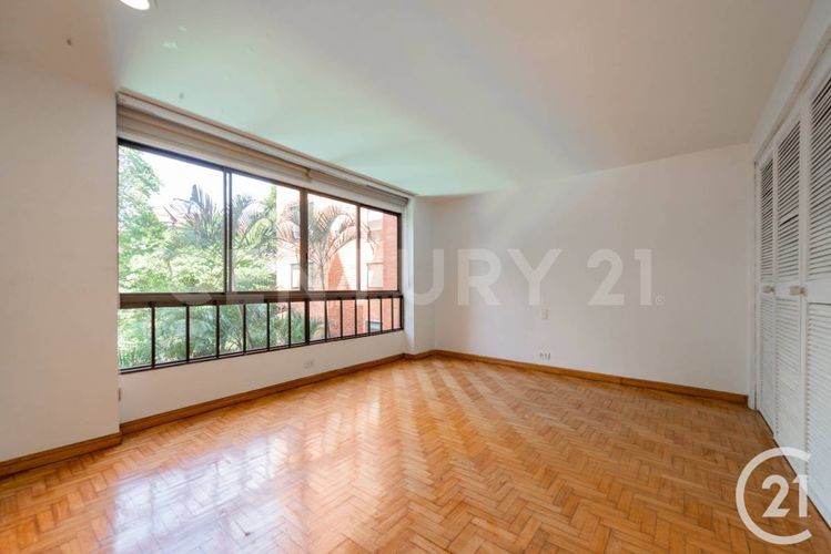 Apartamento de 3 alcobas en venta en Alejandría, Medellín, 197 m² · foto 6 de 20